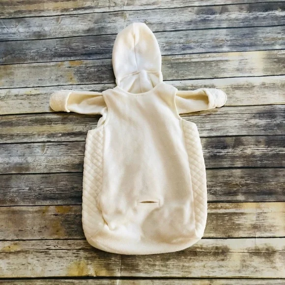 Baby’s sleep sack w/ onesie! Size 0-6 M - Picture 2 of 4